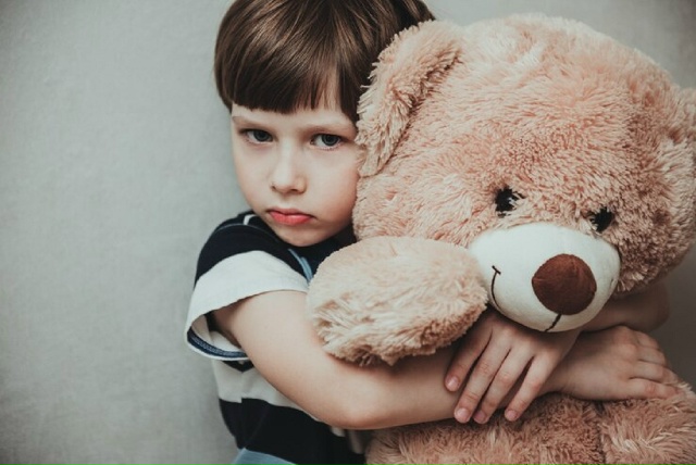 Можно ли восполнить дефицит любви, недополученной в детстве? Можно ли восполнить дефицит любви, недополученной в детстве?