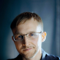 Максим Астахов